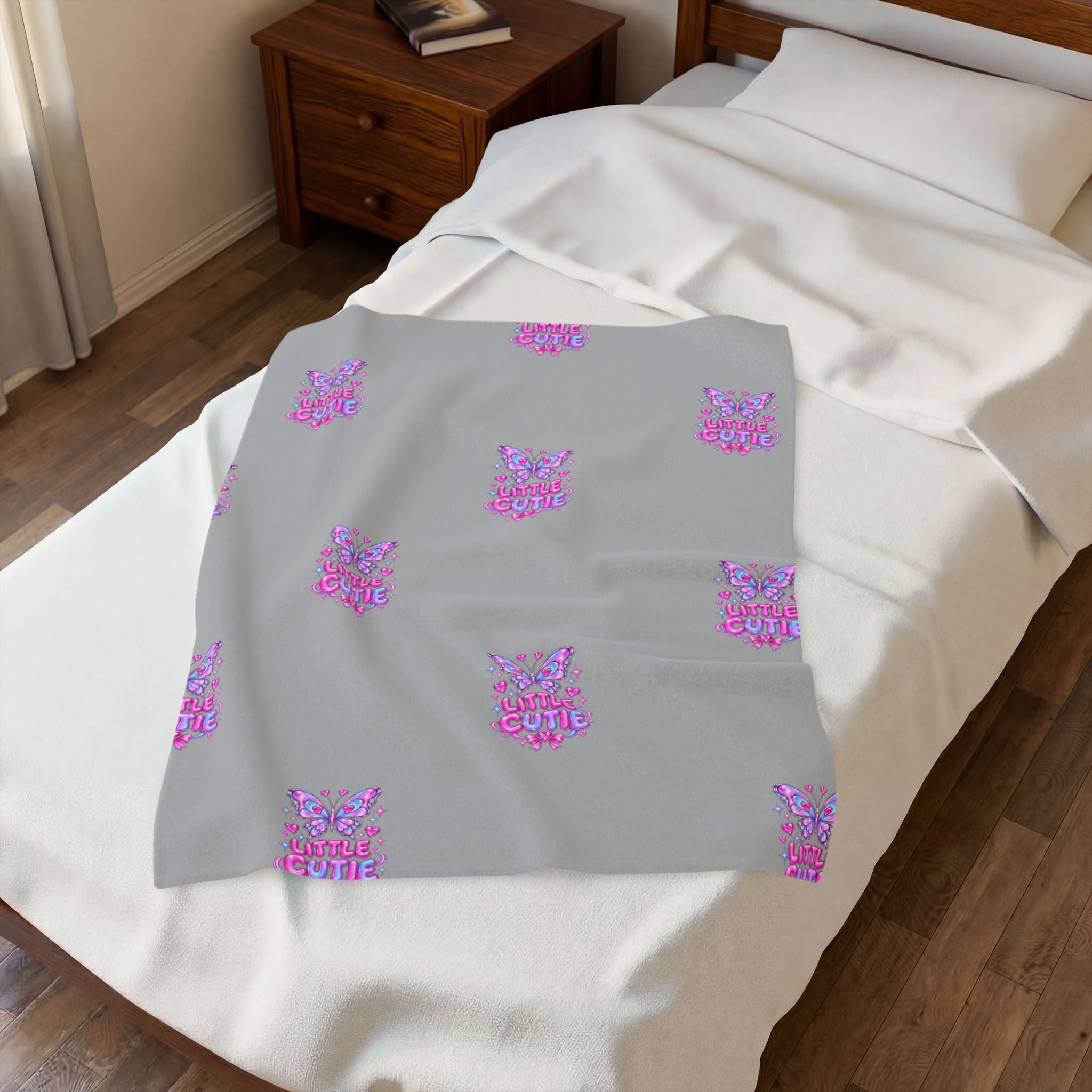 Little  Cutie Plush Velveteen Blanket